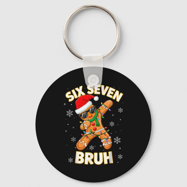 67 jul 6 7 meme pepparkaksgubbe jul pyjamas nyckelring (Framsida)