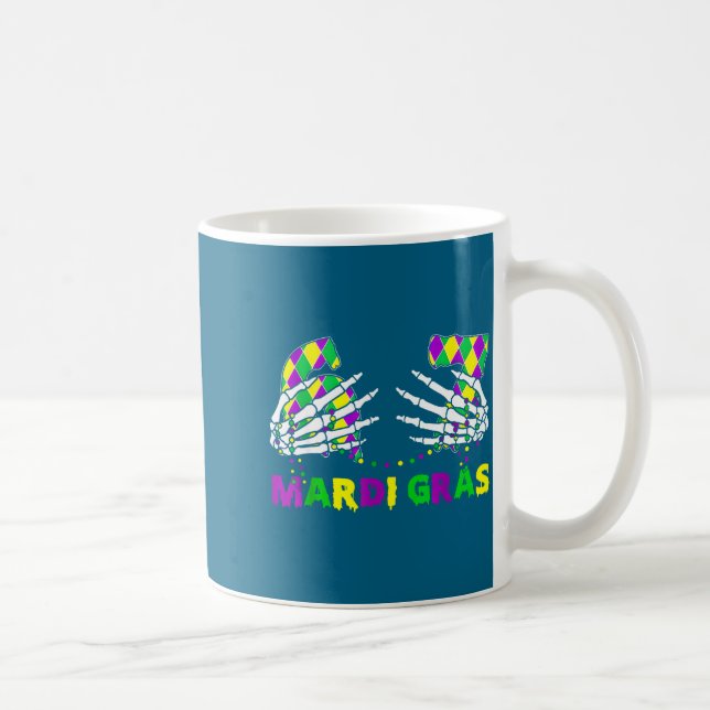 67 Mardi Gras Skeleton Hands Fleur De Lis 6 7 Meme Kaffemugg (Höger)