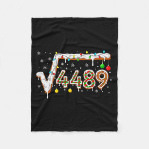 67 Meme Kvadratrot 4489 Slang Matematiklärare Roli Fleecefilt
