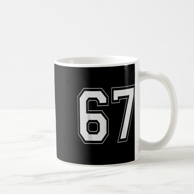 67 Meme Nummer Sex Sju Gen Alpha Slang 6 7  Kaffemugg (Höger)