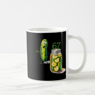 67 Meme Pickle Överraskning En Burk Skivade Pickle Kaffemugg