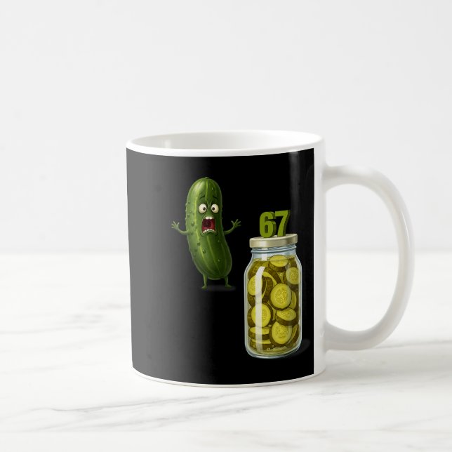 67 Meme Pickle Överraskning En Burk Skivade Pickle Kaffemugg (Höger)