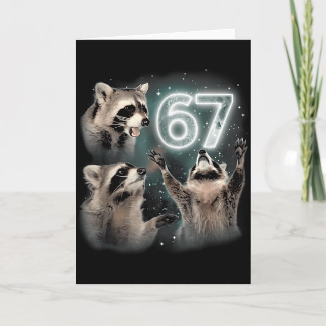 67 Meme Racoon Howling At The Moon Six Seven Trash Kort (Framsida)