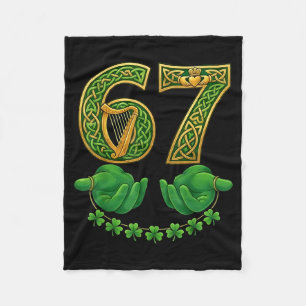 67 Meme Shamrocks Six Seven Shamrocks 6-7 St Patri Fleecefilt
