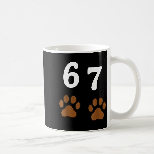 67 Meme Six Seven Funny Dog Paw  Kaffemugg (Höger)