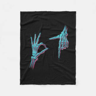 67 Meme Skelett Hand 6 7 Halloween Sex Sju Roligt Fleecefilt