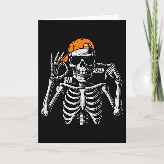 67 Meme Trendy Skeleton Halloween Funny Six Seven  Kort (Framsida)