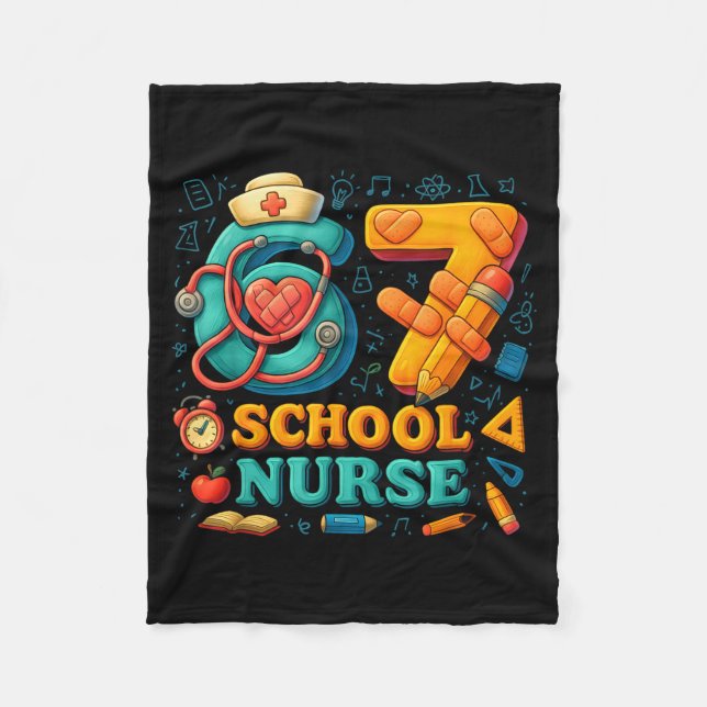 67 Nurse Days Funny Medical Back To School  Fleecefilt (Framsidan)