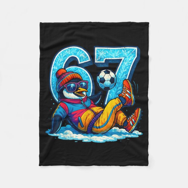 67 Penguin Soccer Funny Winter Meme Gift  Fleecefilt (Framsidan)