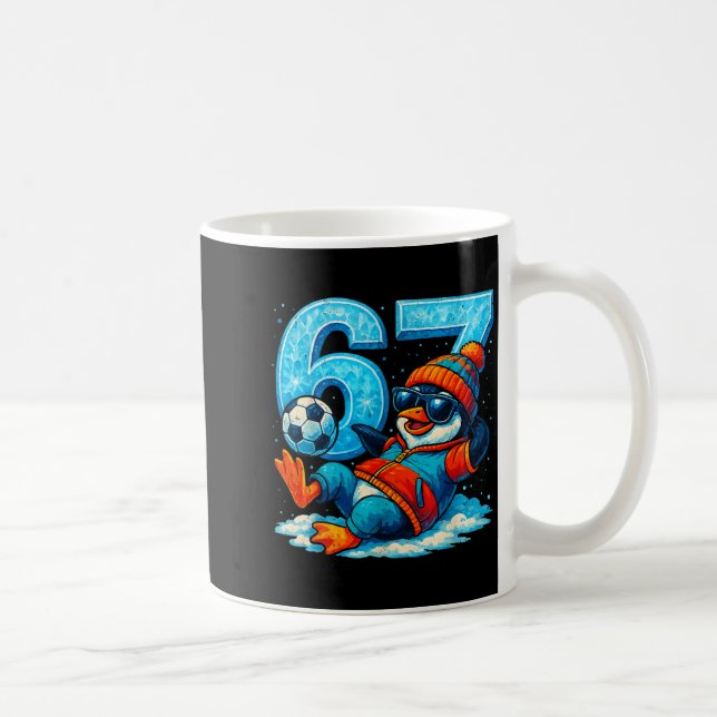 67 Penguin Soccer Funny Winter Meme Gift  Kaffemugg (Höger)