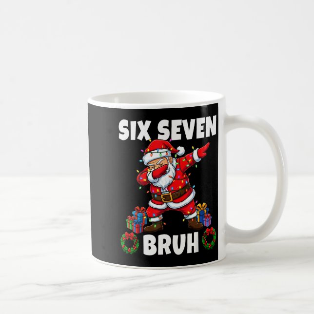 67 Six Seven Bruh Santa Dabbing Christmas Funny 6  Kaffemugg (Höger)