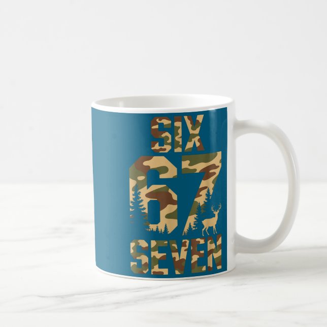 67 Six Seven Camo Deer Buck Meme Funny Hunting Out Kaffemugg (Höger)