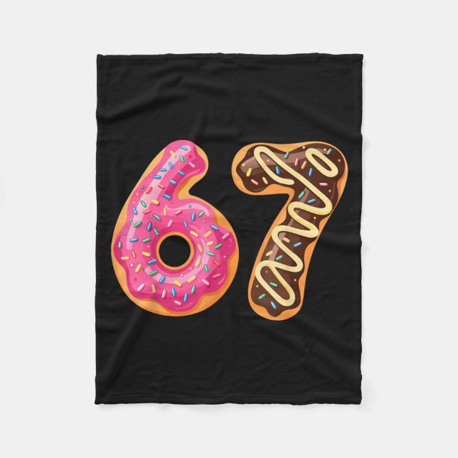 67 Six Seven Donut Meme Funny Sweet Sprinkles  Fleecefilt (Framsidan)