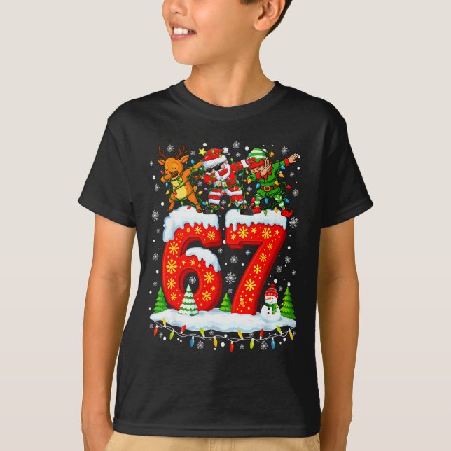 67 Six Seven Meme Gen Alpha jul Tomte Elf Re T Shirt (Framsida)