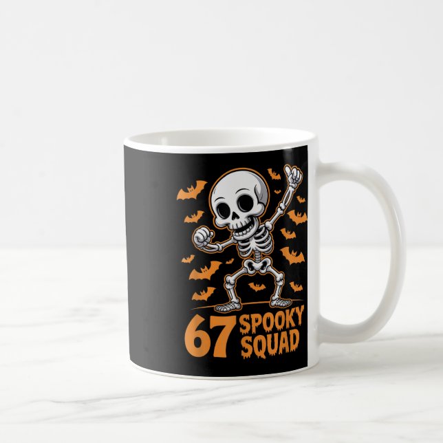 67 Spooky Squad Halloween Skeleton 6 7 Meme Six Se Kaffemugg (Höger)
