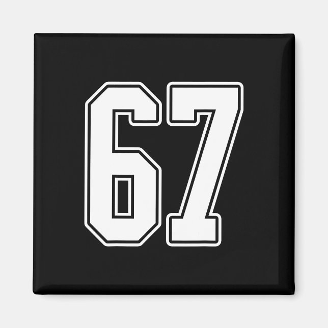 #67 Vit konturnummer 67 Sportfantast Jersey Styl Magnet (Framsidan)