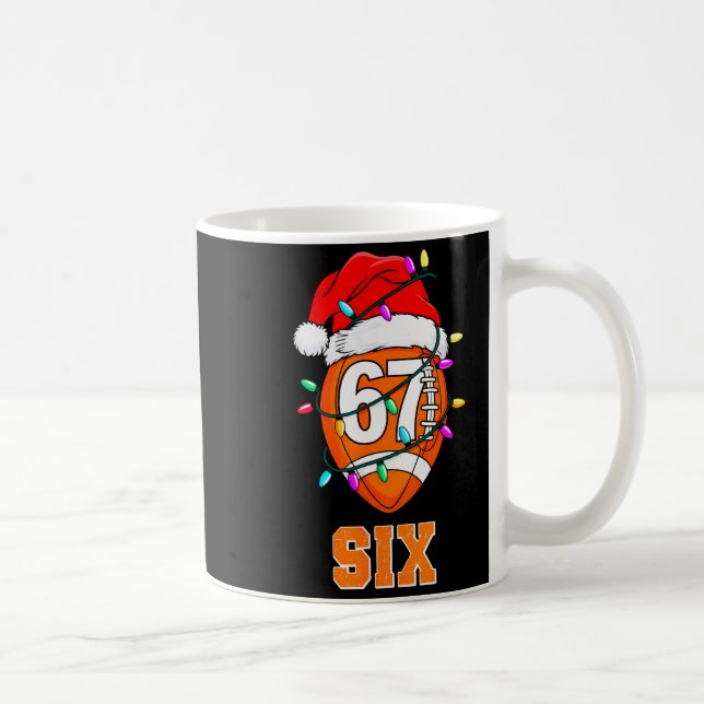 67endy Xmas Football – Six &amp; Seven Matching Co Kaffemugg (Höger)