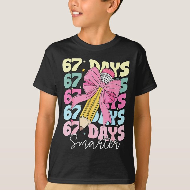 67th Day Of School 67 Days Smarter Coquette Bow Te T Shirt (Framsida)