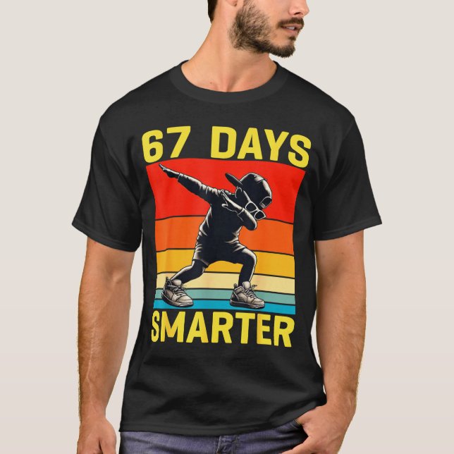 67th Day Of School 67 Days Smarter Dabbing Six Sev T Shirt (Framsida)
