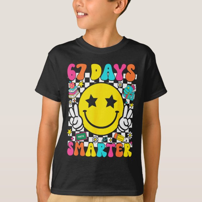 67th Day Of School 67 Days Smarter Teacher Student T Shirt (Framsida)