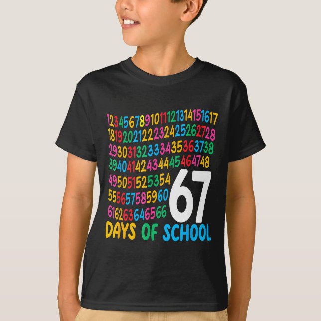 67th Day Of School 67 Math Numbers Teacher Kids 67 T Shirt (Framsida)