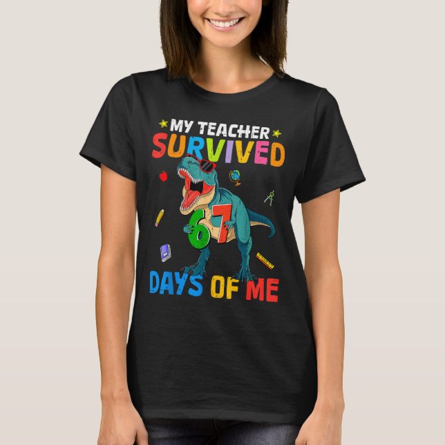 67th Day Of School My Teacher Survived 67 Days Boy T Shirt (Framsida)