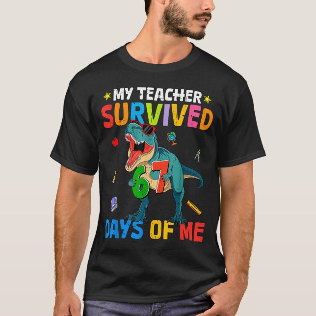67th Day Of School My Teacher Survived 67 Days Boy T Shirt (Framsida)