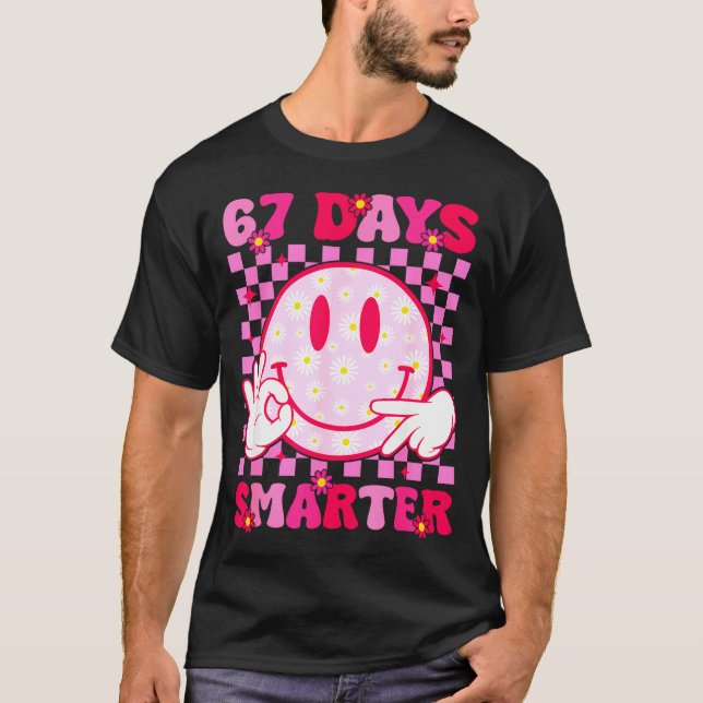 67th Day Of School Shirt 67 Days Smarter Teacher B T Shirt (Framsida)