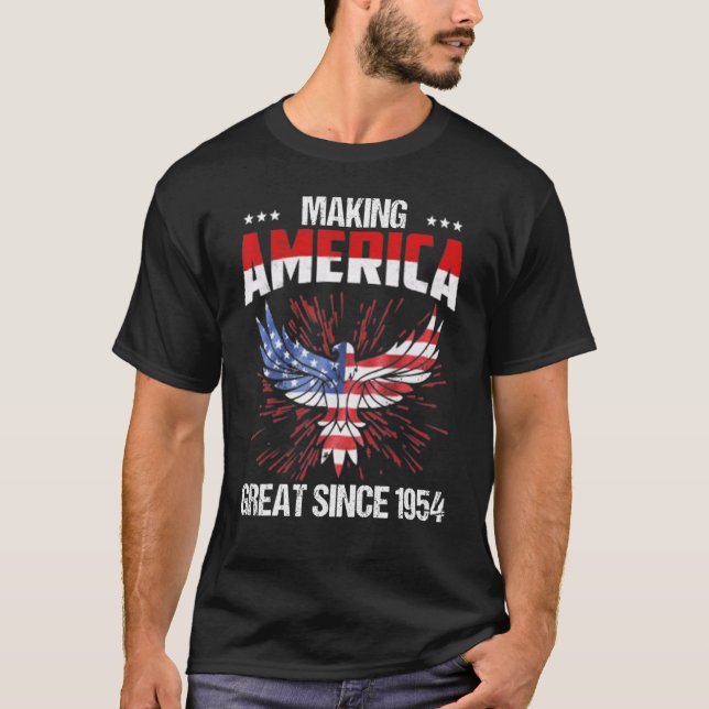 68:e födelsedagen Skapar Amerika Underbart sedan 1 T Shirt (Framsida)