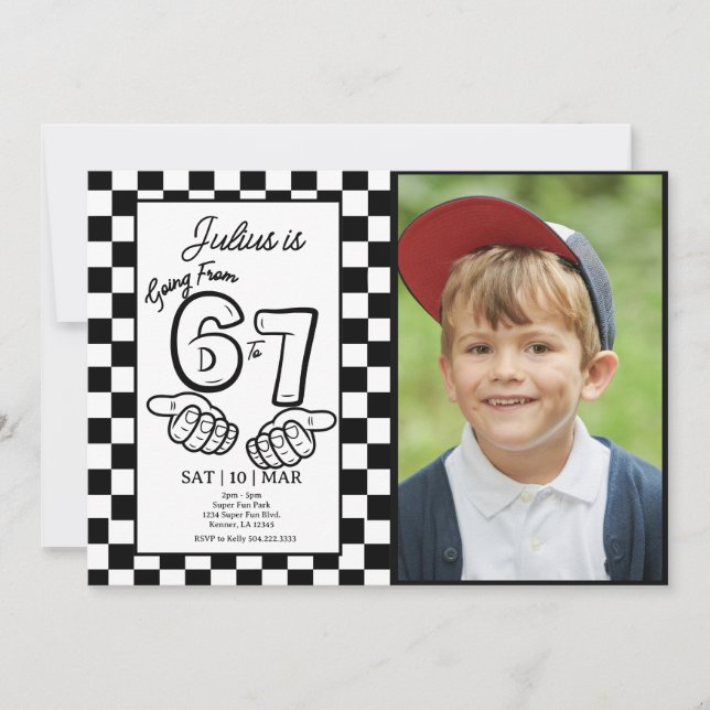 6 7 Meme Birthday Black Checkerboard Photo Inbjudningar (Framsida)