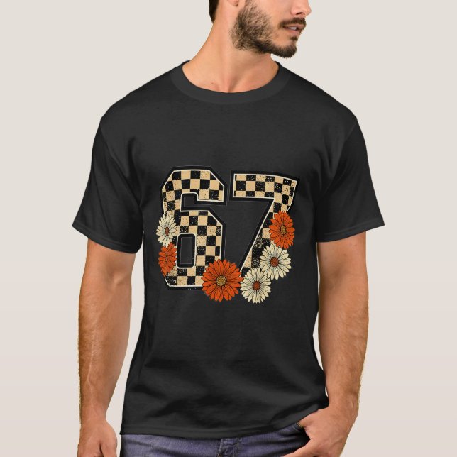 6 7 Retro Höst Meme Rutig Tee Haunted Av 67 (Framsida)