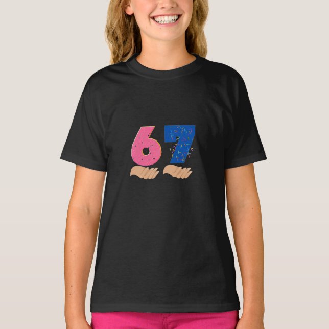 6 7  T SHIRT (Framsida)