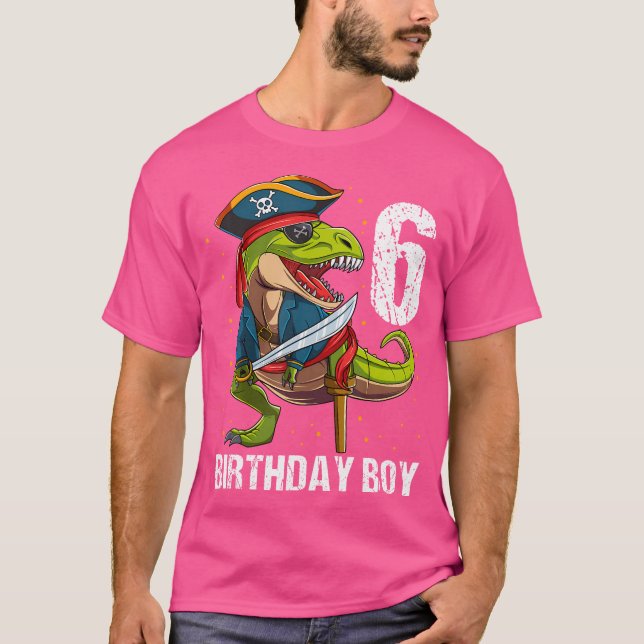 6 års gammal dinosaur Pirat Hat 6e Birthday Boy T Shirt (Framsida)