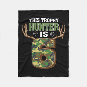 6 års gammal jakt på Födelsedagsfesten i 6e Fleecefilt