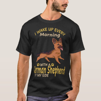 6 Jag vaknar varje morgon med en tysk schäferhund T Shirt