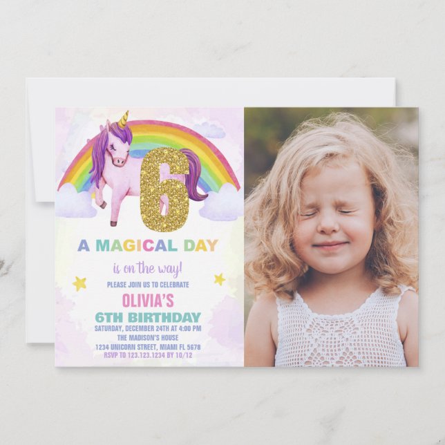 6e Rainbow Unicorn Birthday-inbjudningar med foto Inbjudningar (Framsida)
