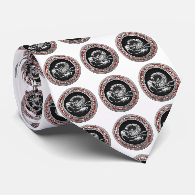 [700] Skorpion on Black i Silver Slips (Rullad)