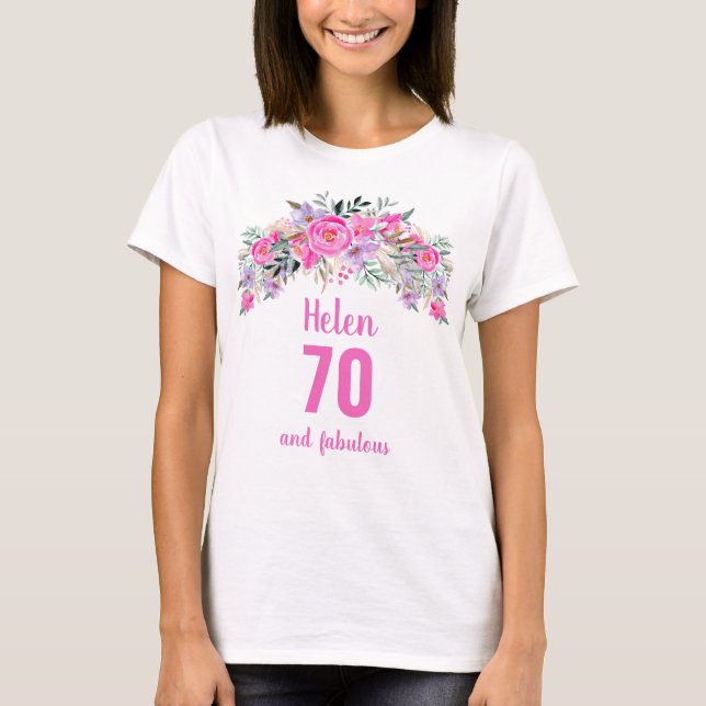 70-årsdagen rosa blommigt namn t shirt (Framsida)