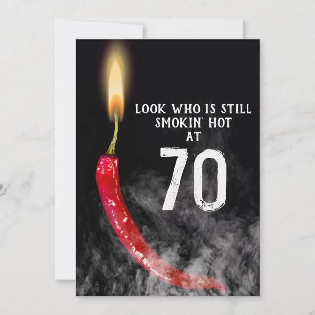 70:e födelsedag Röd Hett Pepper Candle Inbjudningar (Framsida)