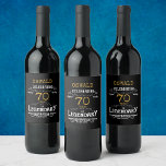 70:e födelsedagen Black Guld Legendary Funny Vinflaska Etikett<br><div class="desc">En elegant för personlig,  70-årsdag,  vin flaska som är lätt att anpassa för den speciella födelsedagsfesten tillfälle.</div>