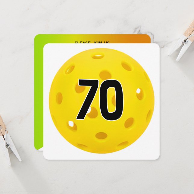 70:e födelsedagen Pickleball Party Inbjudningar (Fram/Back In Situ)