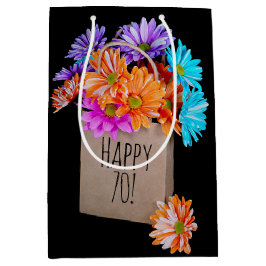 70:e födelsedagsdagen Daisy Bouquet i Papper bag