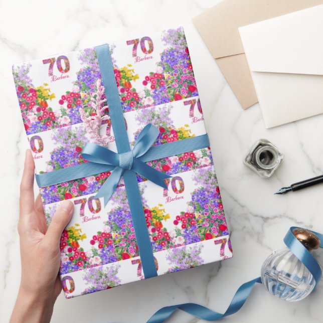 70:e födelsedagsfestens blommigt - bukettförpackni presentpapper (Gifting)