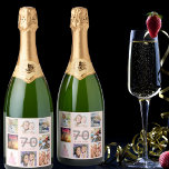 70:e födelsedagsfestens  fotokollage namn<br><div class="desc">En flaska-etikett för 70:e födelsedagsfesten,  som firar hennes liv med en kollage av 8 av dina foton. Anpassa och lägg till namn,  70 år och ett datum. Födelsedatum eller datum för party. Grått och mörk ro guld färgad brev. En giftig och feminin ro guld,   färgad för rosa.</div>