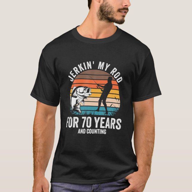 70:e födelsedagspresent för Fiskare - Finny Fiske  T Shirt (Framsida)