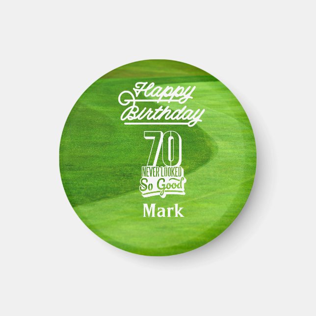 70:e Golffödelsedag för golfer på grönt gräs Magnet (Framsidan)