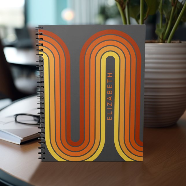 70 Inspired Line Art Sunset Red Orange Gult Arch Anteckningsbok (Personalized notebook with custom text - add your name and other options)
