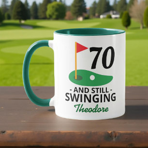 70 och fortfarande Swinging, Funny 70:e födelsedag Mugg