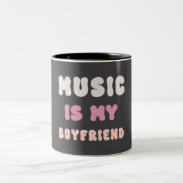 70-talets Groovy Typografi - Musik är min Boyvän Två-Tonad Mugg