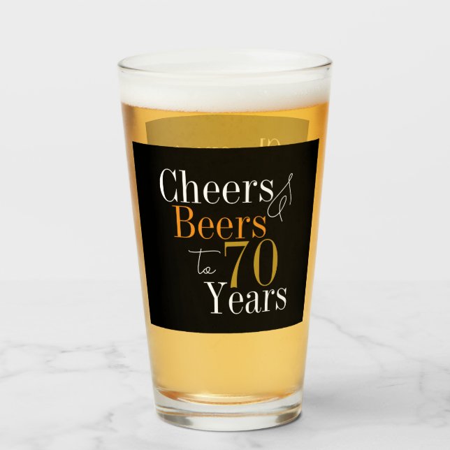70th Birthday Cheers Beers Black Gold Party Favor  Glaskopp (Framsida fylld)